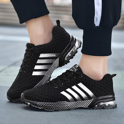Ultra Comfy Runmax Sneakers