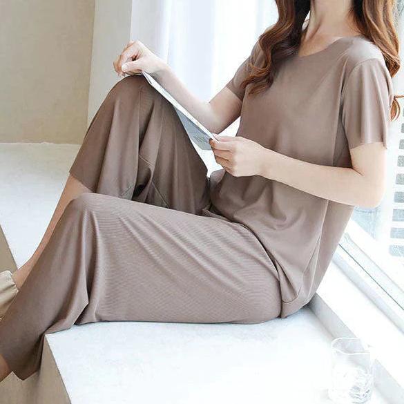 Ivy™ - Soft Ice Silk T-Shirt with Pants Set