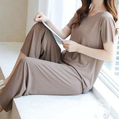 Ivy™ - Soft Ice Silk T-Shirt with Pants Set