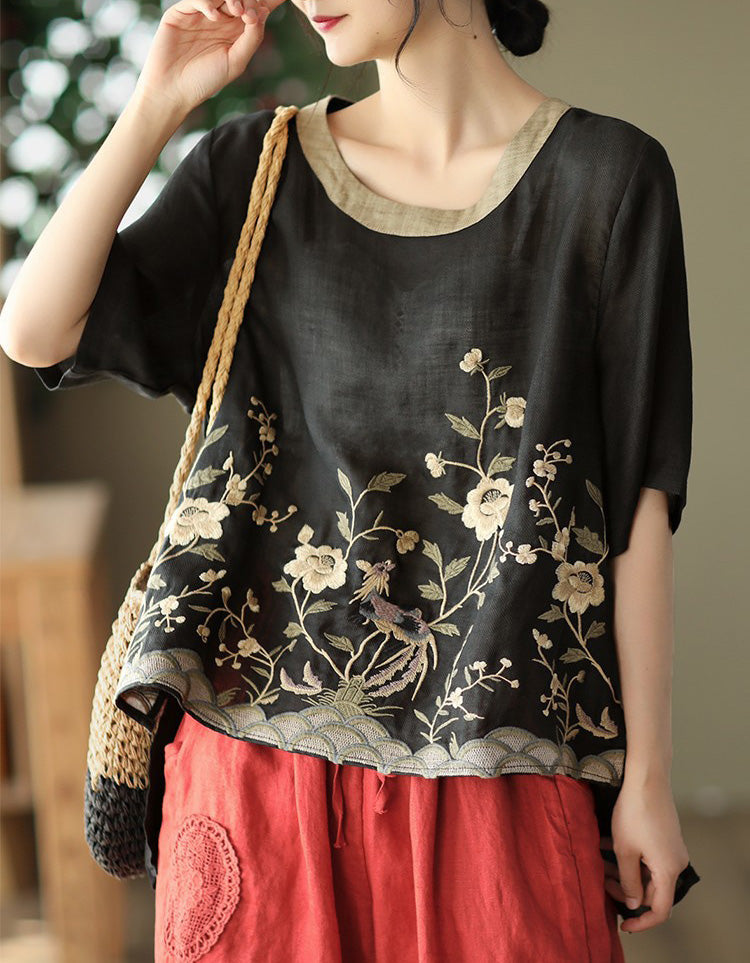Scarlett™ - Stylish Embroidered Floral Tunic