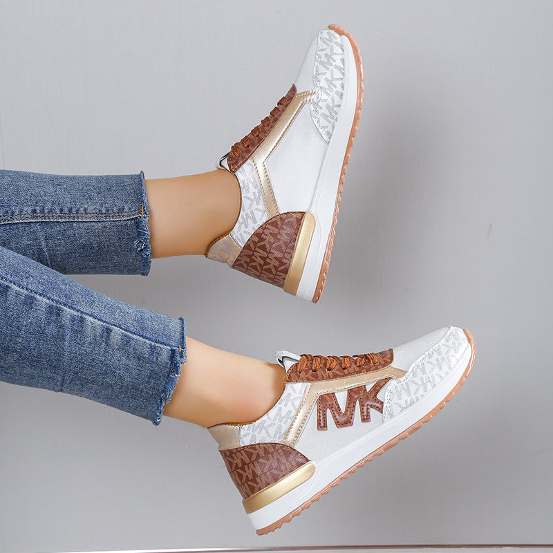 Scarlett™ - Stylish Suede Sneakers