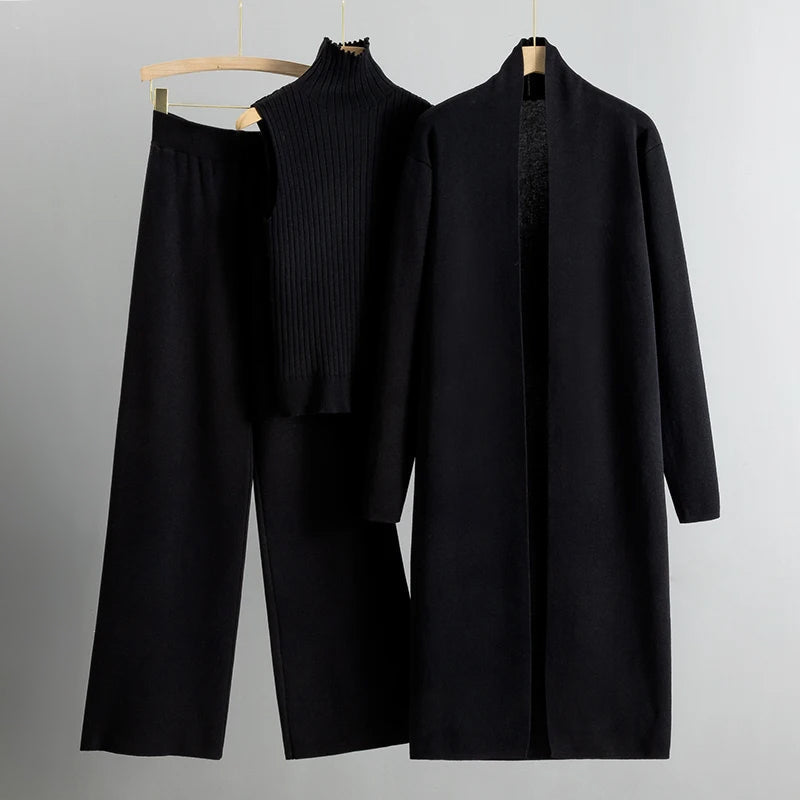 Ella™ - Three-piece comfortable set