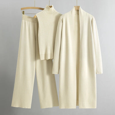 Ella™ - Three-piece comfortable set