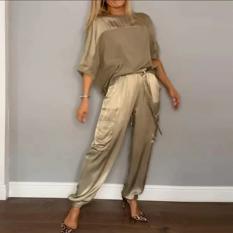 Sienna Co-Ord Set - With half-sleeved top and trousers in smooth satin