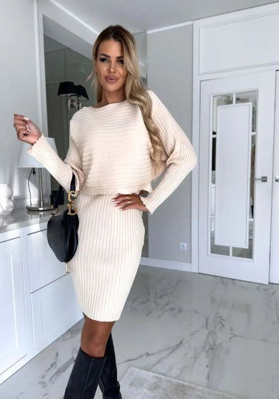 Tahlia™ - Stylish Two-Piece Set (Dress And Pullover)