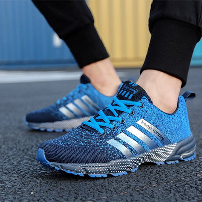 Ultra Comfy Runmax Sneakers