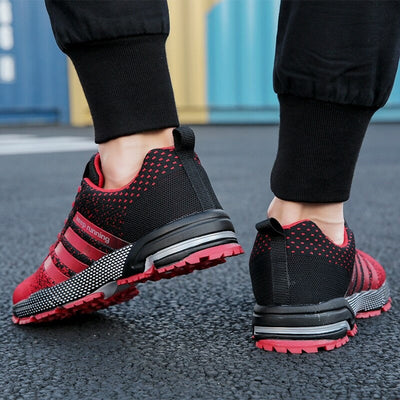Ultra Comfy Runmax Sneakers