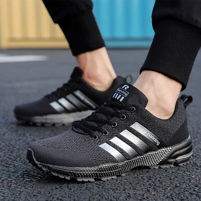 Ultra Comfy Runmax Sneakers