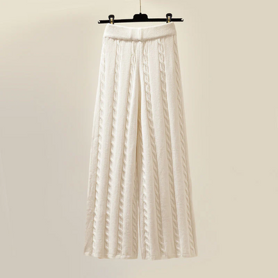 Alice - Cozy Soft Knitted Set