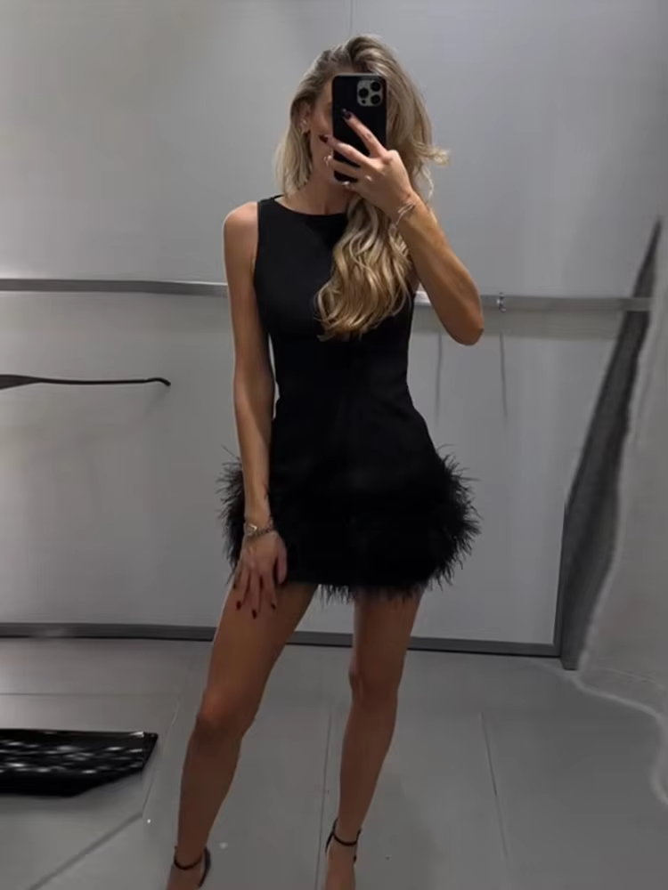 Lily™ - Stylish Sleeveless Short Dress