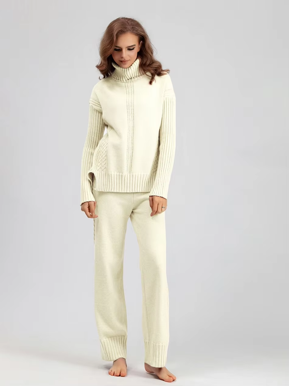 Scarlett™ - Cozy Turtleneck Set