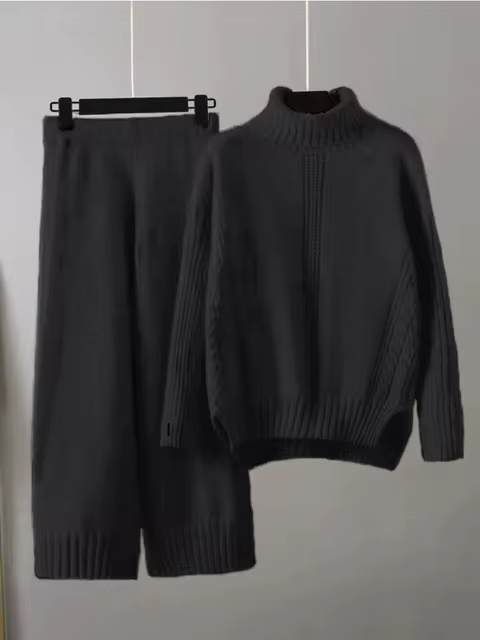 Scarlett™ - Cozy Turtleneck Set