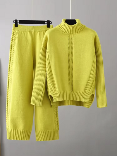 Scarlett™ - Cozy Turtleneck Set