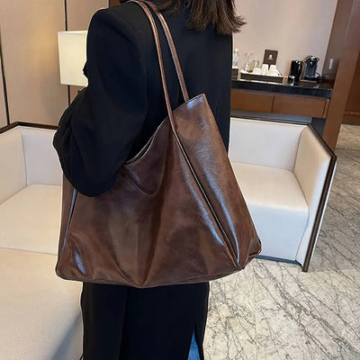 Piper™ - Elegant Leather Shoulder Bag