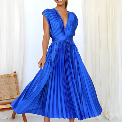 Stella™ - Elegant V-neck Pleated Maxi Dress