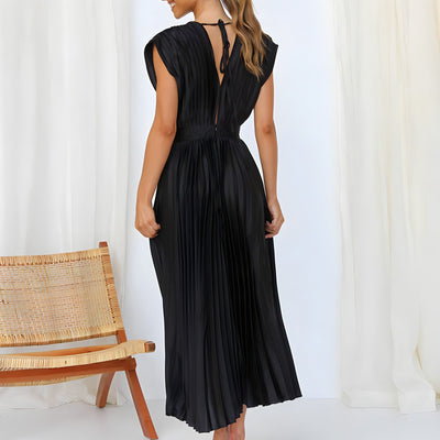 Stella™ - Elegant V-neck Pleated Maxi Dress