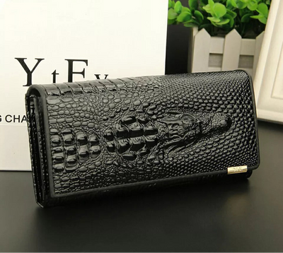 Matilda™ - Elegant RFID Wallet with Crocodile Embossing