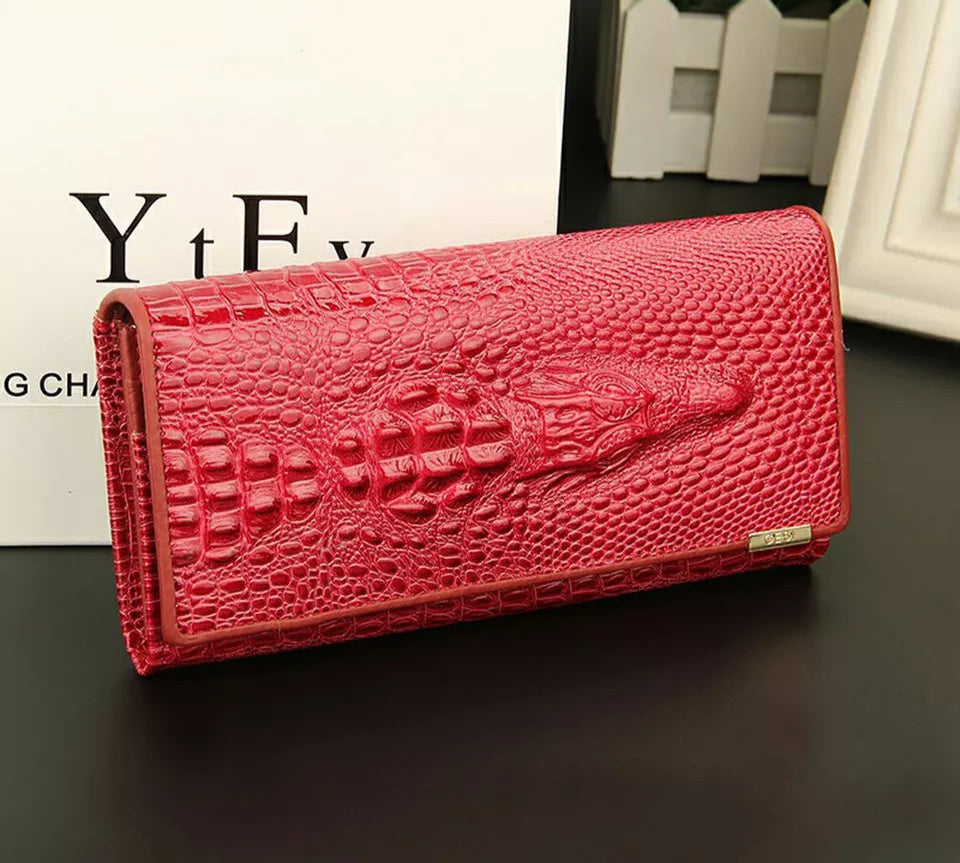 Matilda™ - Elegant RFID Wallet with Crocodile Embossing